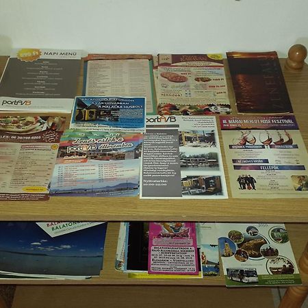 Hajas Família Kiadó Szobák Balatonmariafurdo Exterior foto